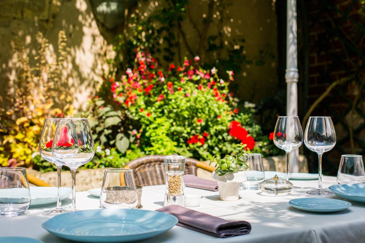 Logis Hotels Restaurant La Mere Hamard Semblançay Εξωτερικό φωτογραφία