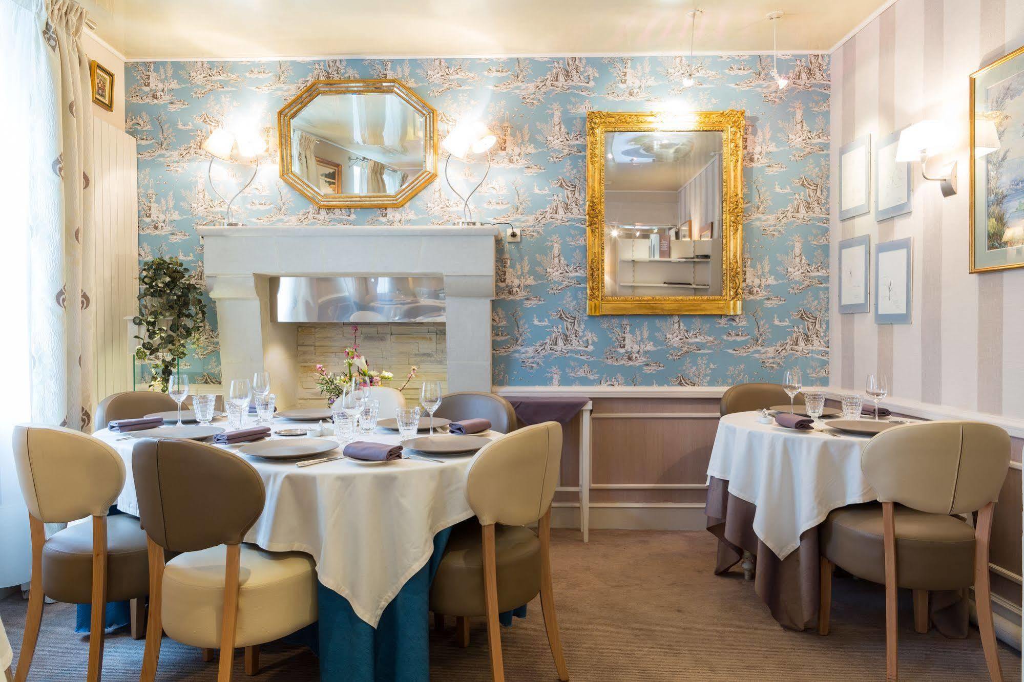 Logis Hotels Restaurant La Mere Hamard Semblançay Εξωτερικό φωτογραφία